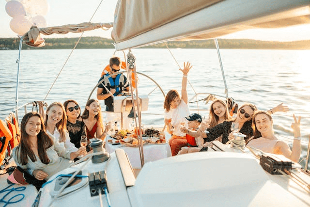 reasons-rent-yacht-for-Celebration-qatar image